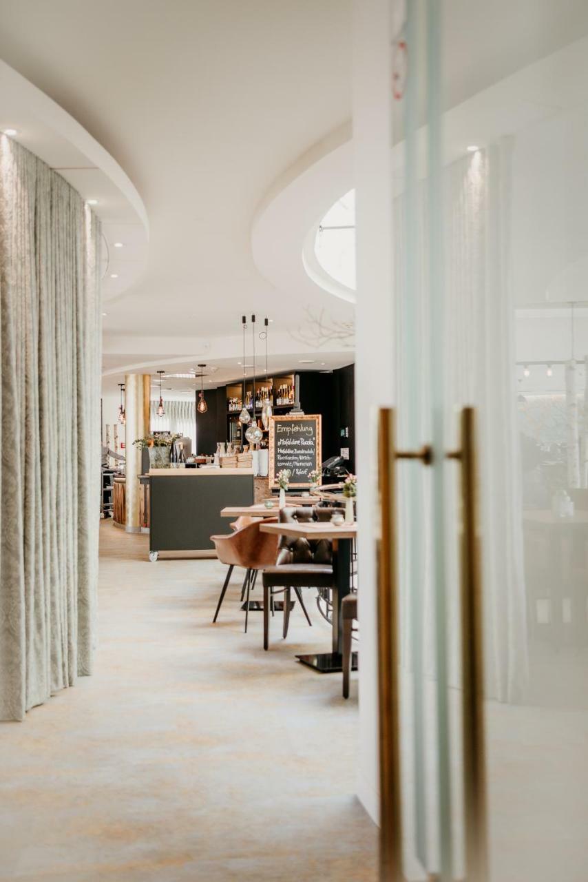 Parkhotel Landau ลันเดาอินแดร์ฟัลซ์ ภายนอก รูปภาพ